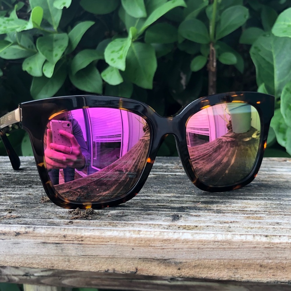 Diff Bella Sunglasses